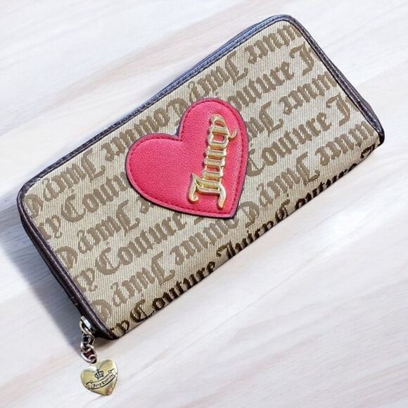 JUICY COUTURE Cross My Heart Wallet - Picture 11 of 13